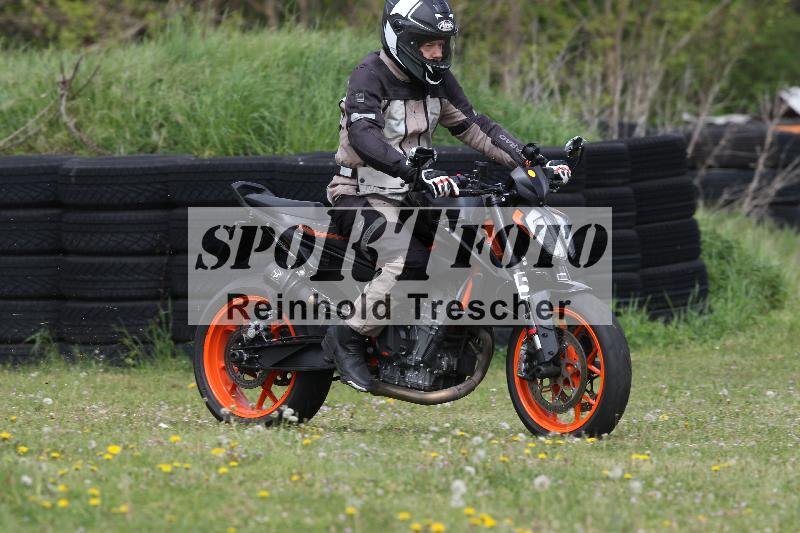 /Archiv-2025/10 23.04.2025 Cornu Master School ADR/rot-rouge/57